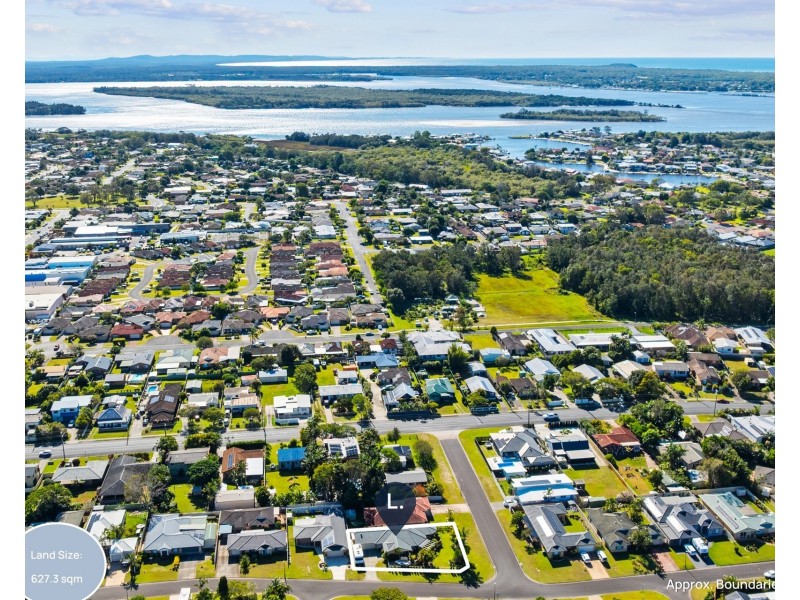 28 Harold Tory Drive, Yamba NSW 2464