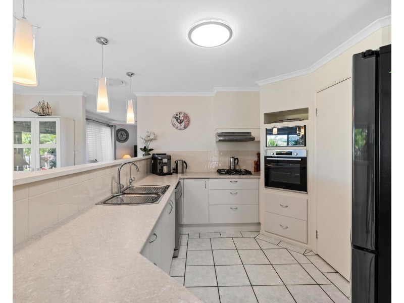 28 Harold Tory Drive, Yamba NSW 2464