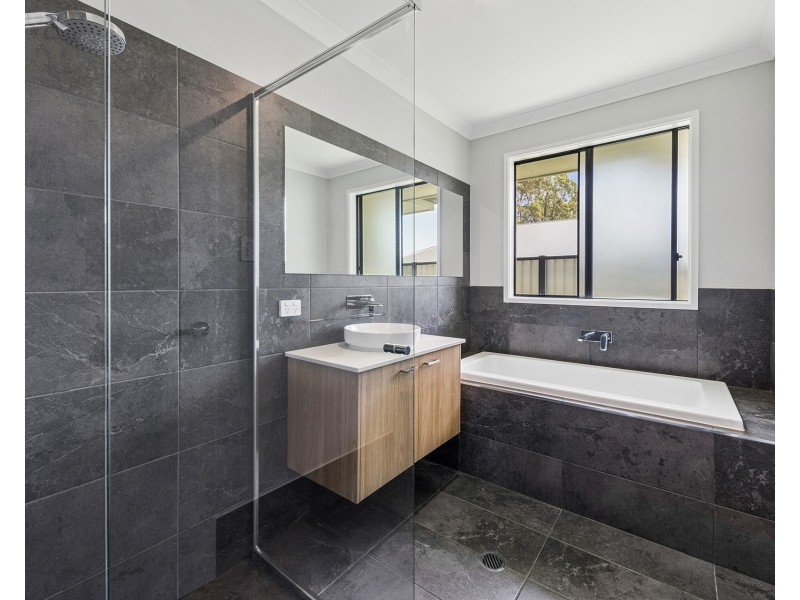 9 Dunkeld Place, Townsend NSW 2463