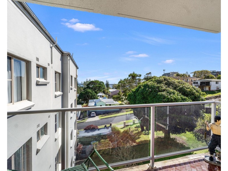 14/8-10 High Street, Yamba NSW 2464