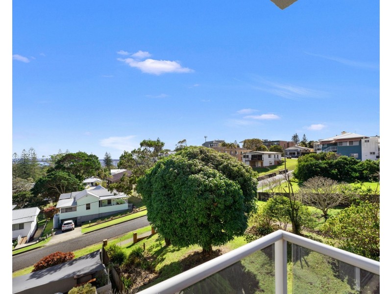 14/8-10 High Street, Yamba NSW 2464