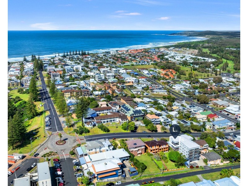 14/8-10 High Street, Yamba NSW 2464