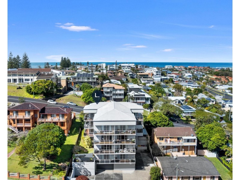14/8-10 High Street, Yamba NSW 2464