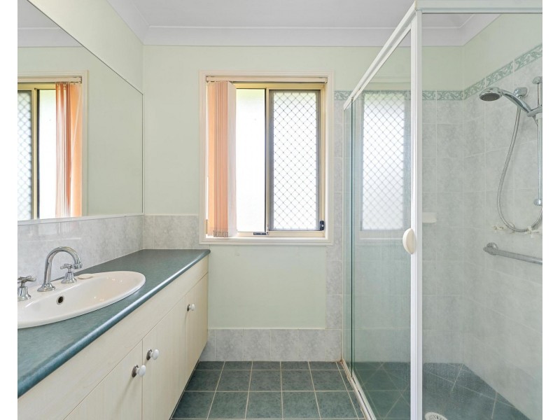 15 King Parrot Parade, Gulmarrad NSW 2463