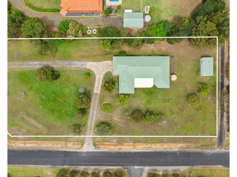 15 King Parrot Parade, Gulmarrad NSW 2463