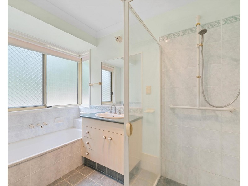 15 King Parrot Parade, Gulmarrad NSW 2463