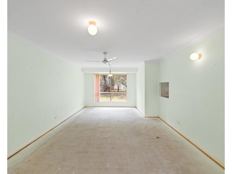 15 King Parrot Parade, Gulmarrad NSW 2463