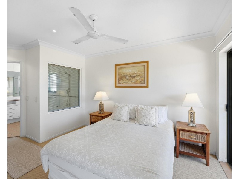 9/20 Pacific Parade, Yamba NSW 2464