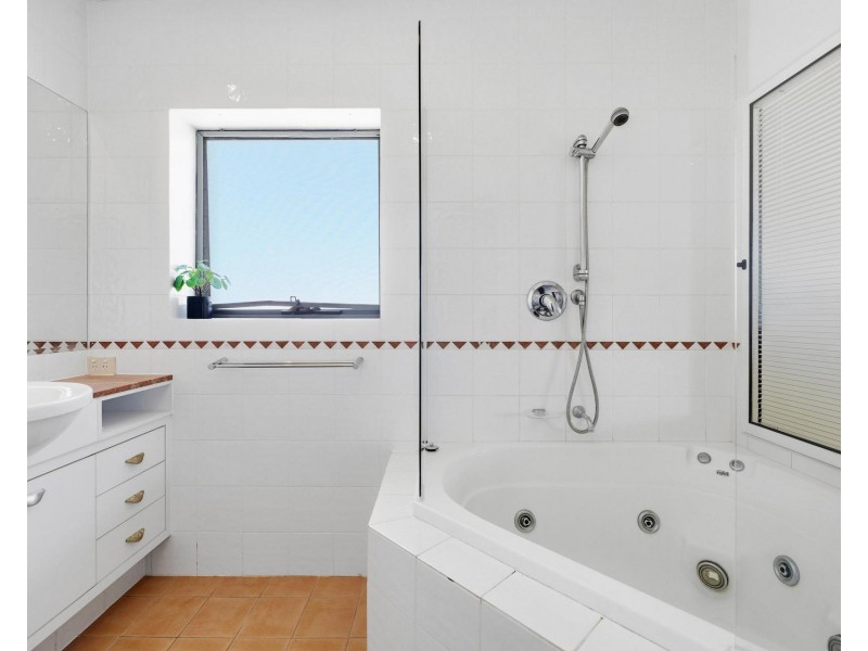 9/20 Pacific Parade, Yamba NSW 2464