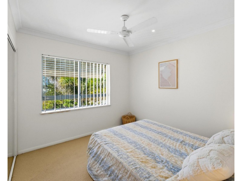 9/20 Pacific Parade, Yamba NSW 2464