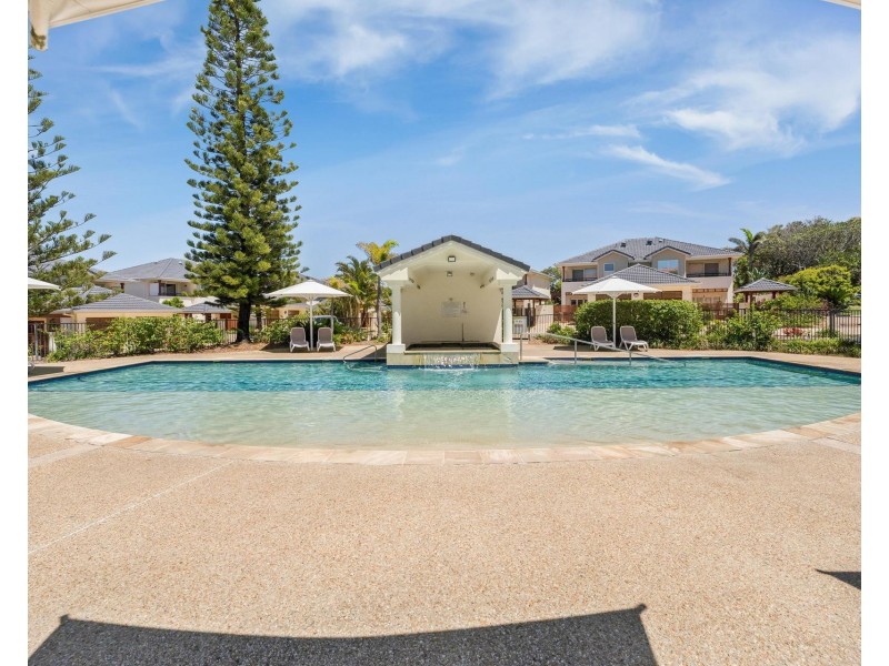 9/20 Pacific Parade, Yamba NSW 2464