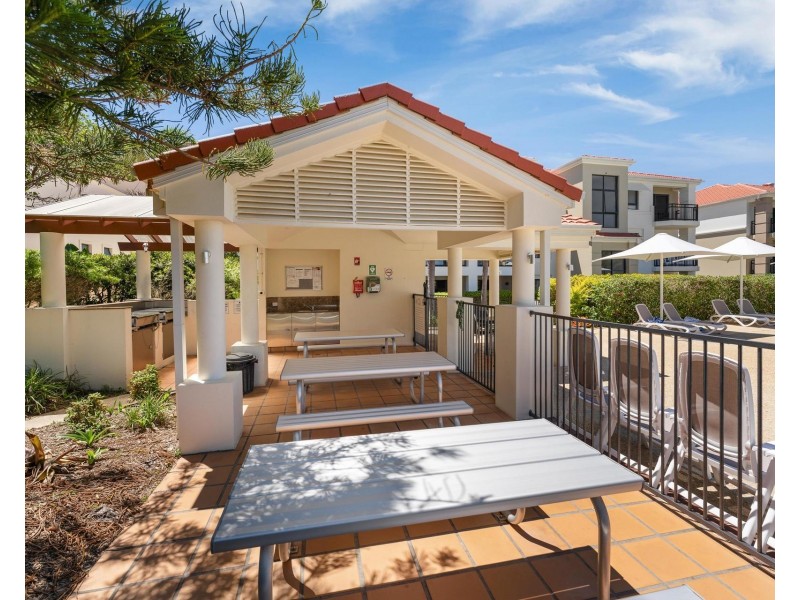 9/20 Pacific Parade, Yamba NSW 2464