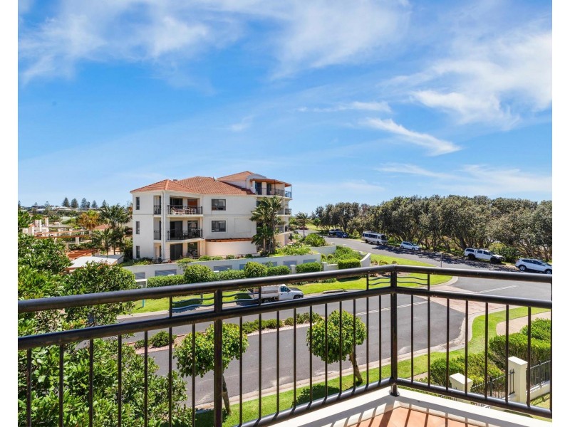 9/20 Pacific Parade, Yamba NSW 2464