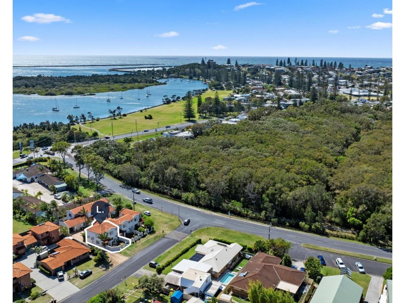 1/1 Urara Street, Yamba NSW 2464