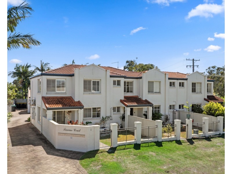 1/1 Urara Street, Yamba NSW 2464