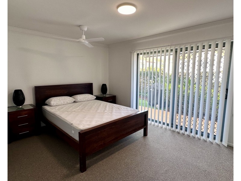 1/1-5 Beachside Way, Yamba NSW 2464