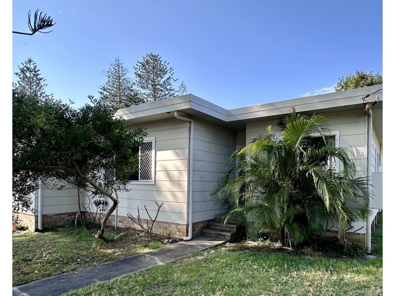 1/1 River Street, Yamba NSW 2464