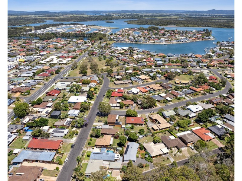 114 Melaleuca Drive, Yamba NSW 2464