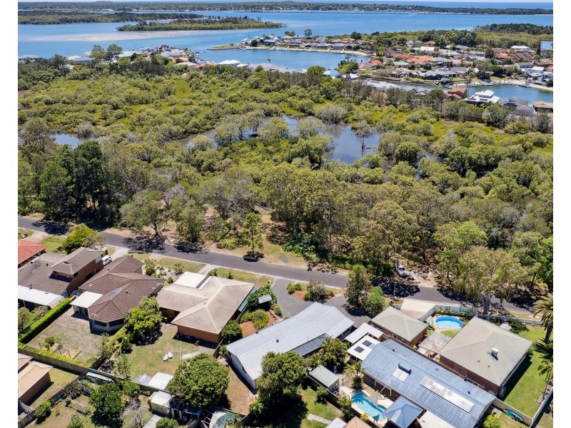 114 Melaleuca Drive, Yamba NSW 2464