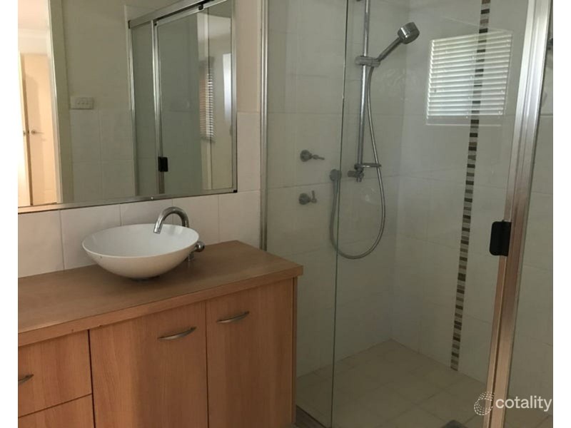 2/6 Bessy Close, Yamba NSW 2464
