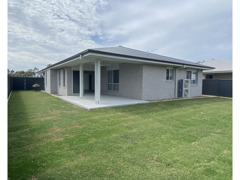 97 Kohler Drive, Yamba NSW 2464
