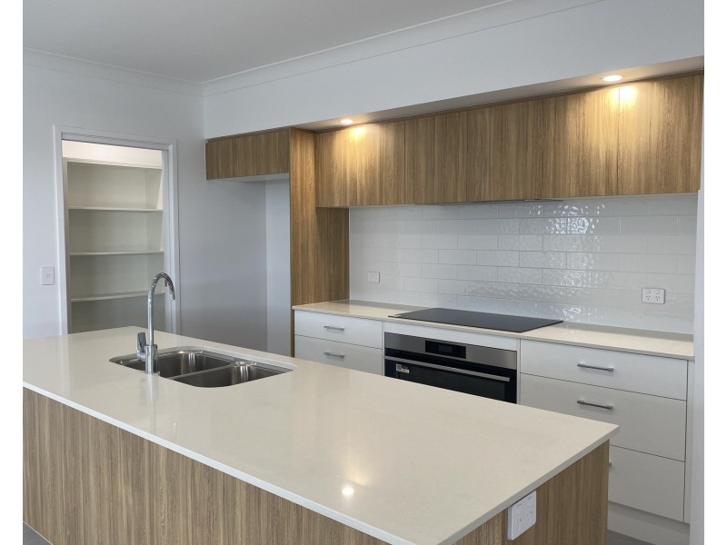 97 Kohler Drive, Yamba NSW 2464