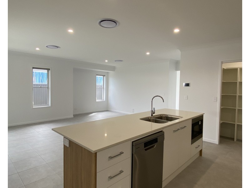 97 Kohler Drive, Yamba NSW 2464