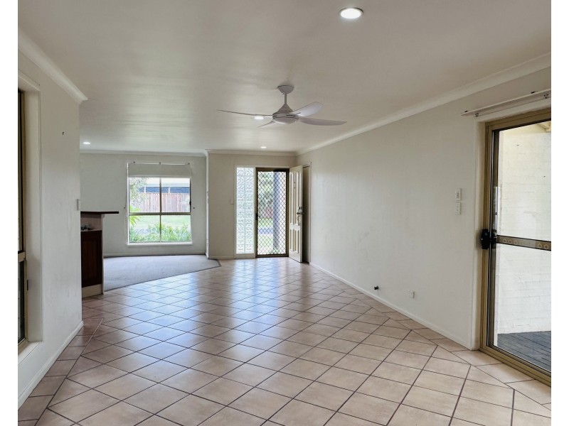 12 Beachside Way, Yamba NSW 2464