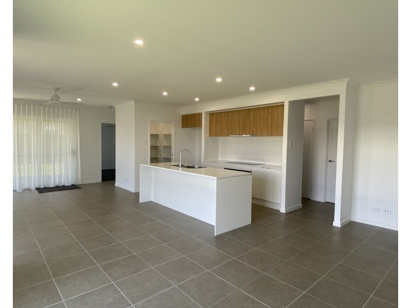 15 Bushy Street, Yamba NSW 2464