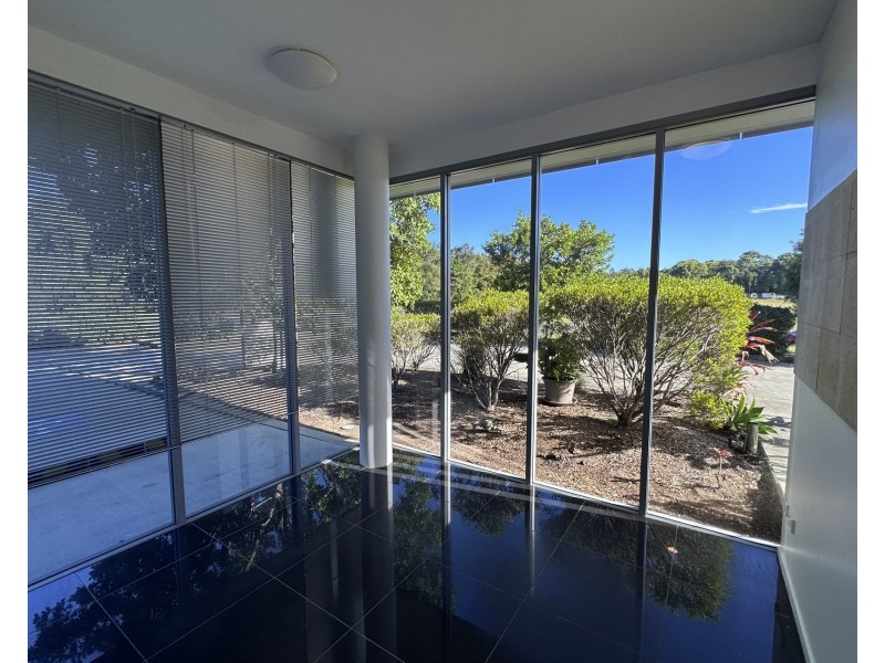 4/1 Quarterdeck Place, Yamba NSW 2464