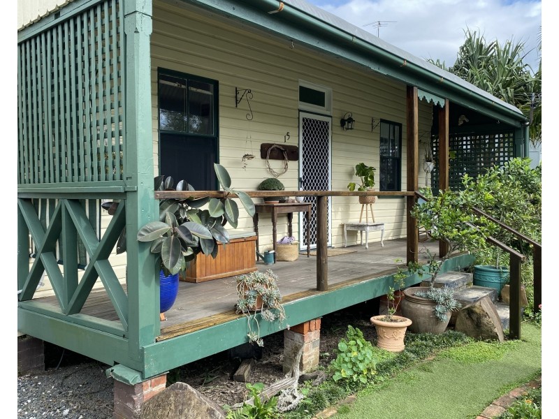 15 McLachlan Street, Maclean NSW 2463