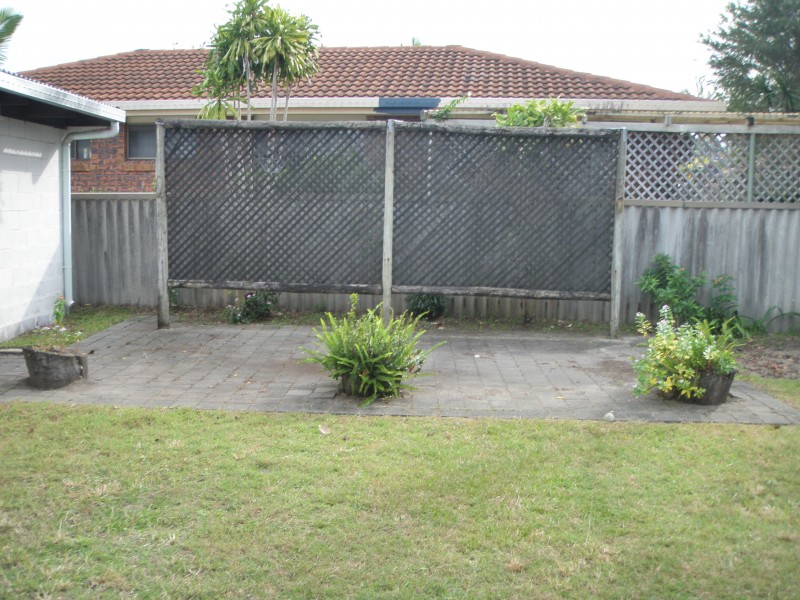 27 Riviera Drive, Tweed Heads NSW 2485