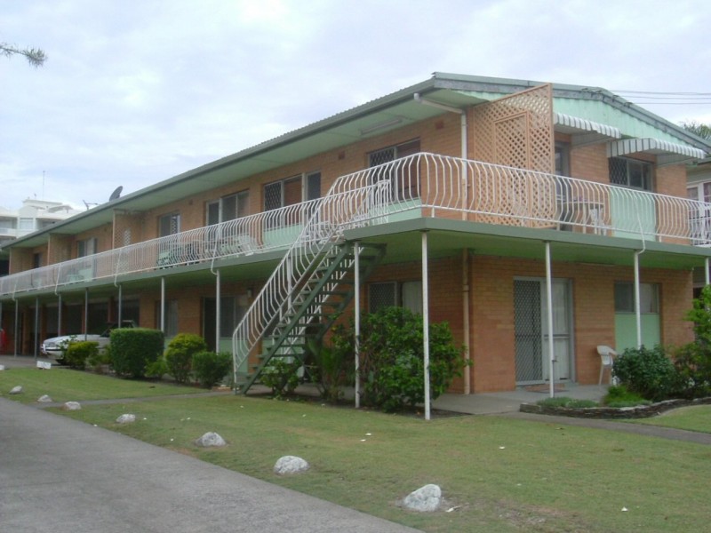 4/2 Haig Street, Kirra QLD 4225