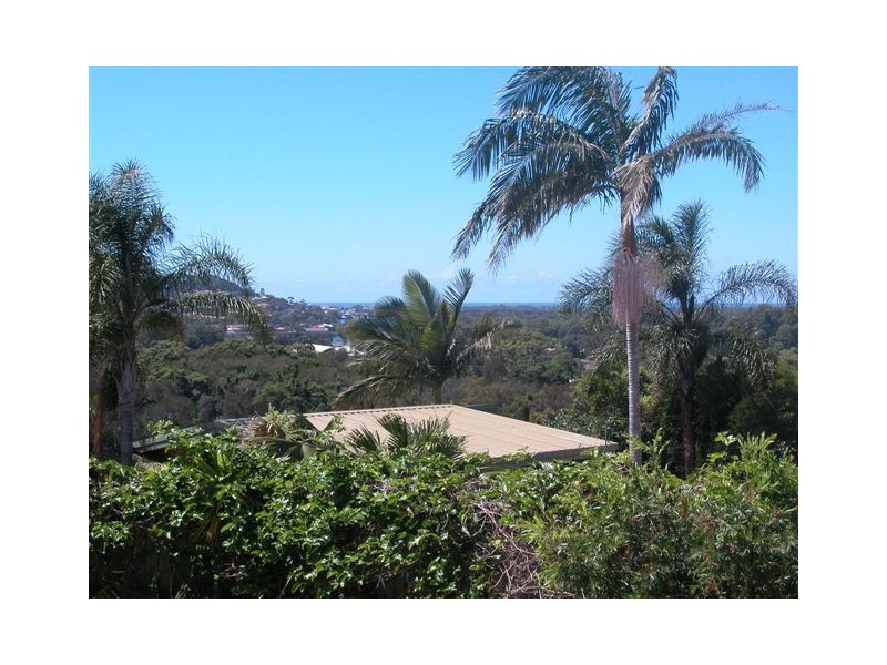 15 Hillcrest Avenue, Tweed Heads South NSW 2486