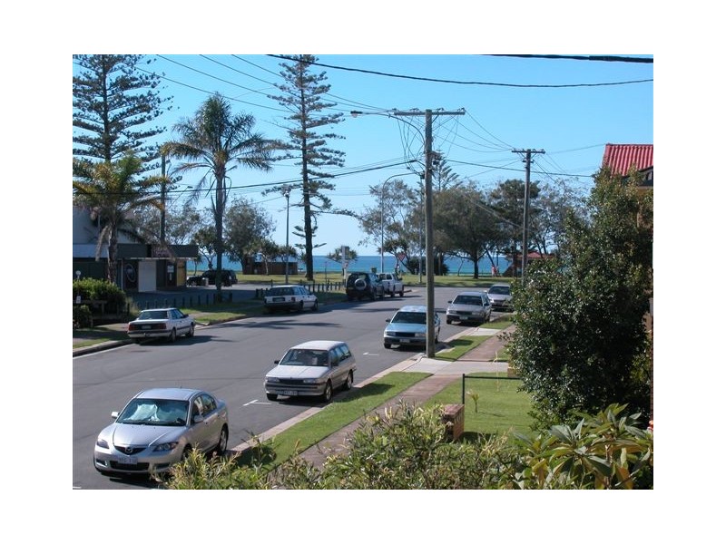 14 Lord Street, Kirra QLD 4225