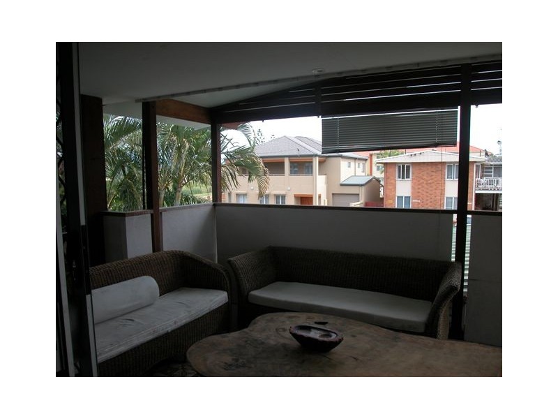 14 Lord Street, Kirra QLD 4225