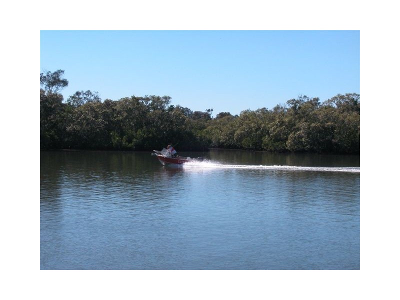 83 Sunset Boulevarde, Tweed Heads NSW 2485