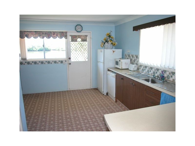 83 Sunset Boulevarde, Tweed Heads NSW 2485