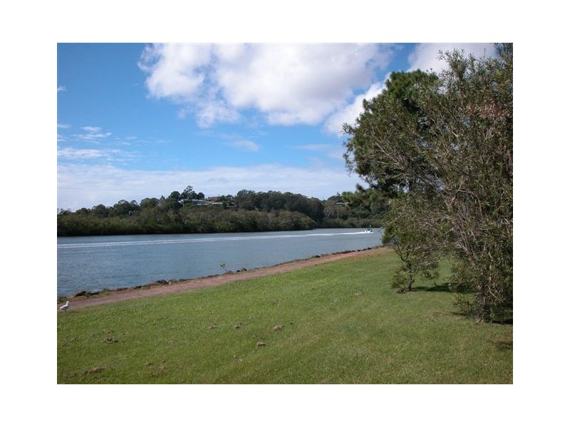 83 Sunset Boulevarde, Tweed Heads NSW 2485