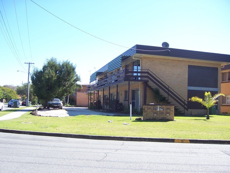 2/5 Station St, Tugun QLD 4224