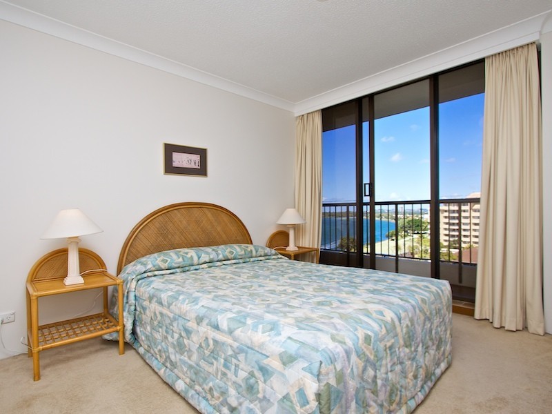 Coolangatta QLD 4225