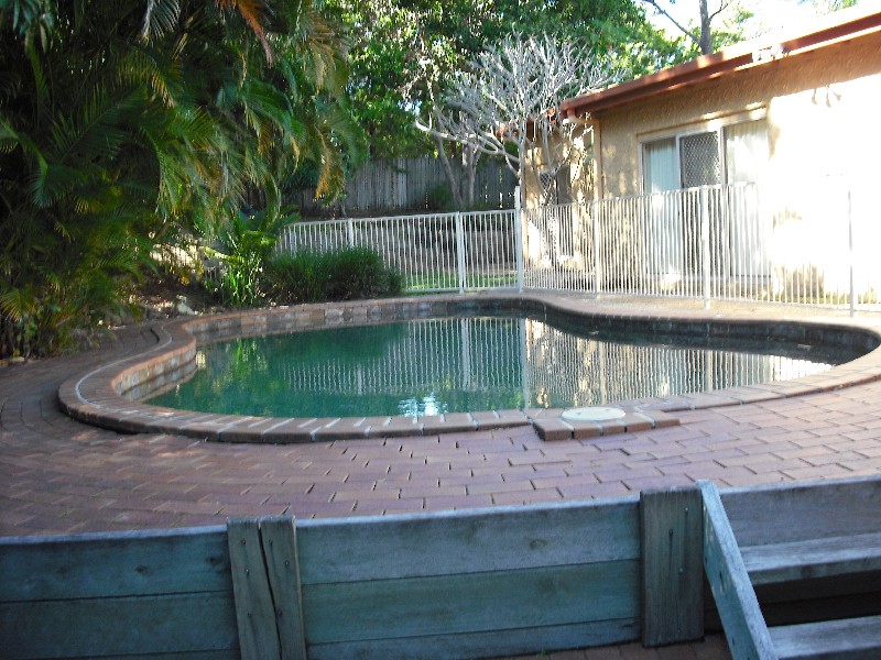 Burleigh Waters QLD 4220