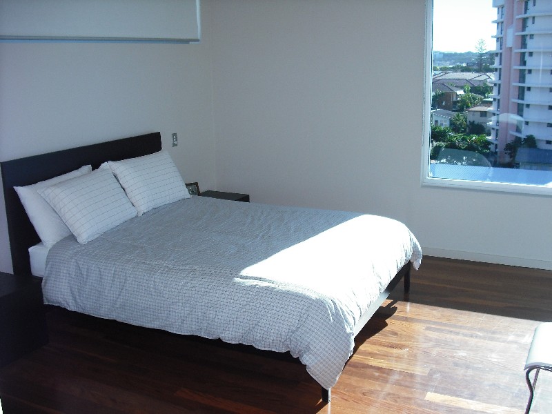 Unit 6 “Ocean Air” 114 Pacific Parade, Kirra QLD 4225
