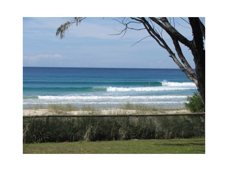 Unit 6 “Ocean Air” 114 Pacific Parade, Kirra QLD 4225