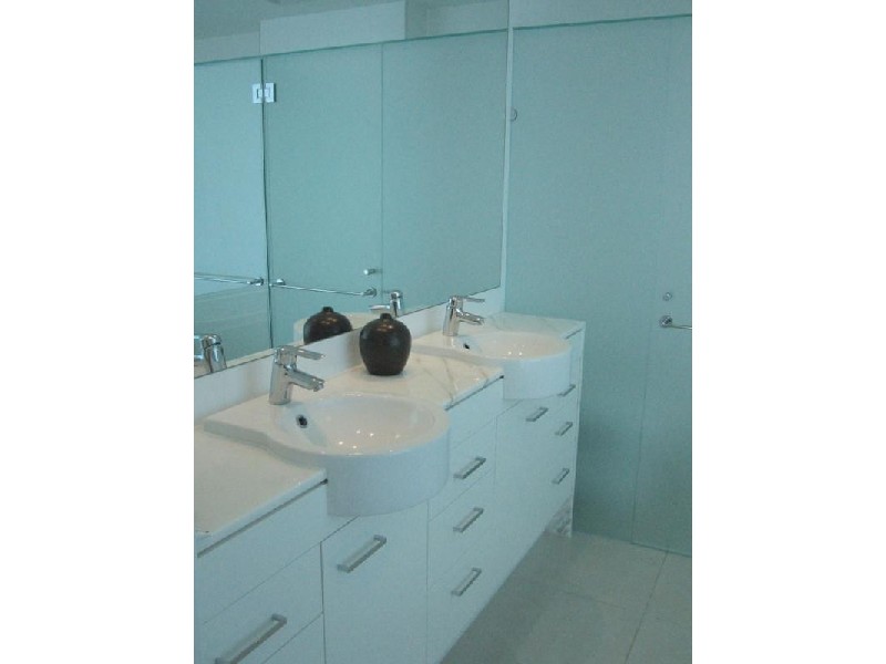 Coolangatta QLD 4225