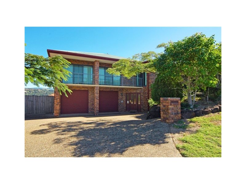 12 Champagne Drive, Tweed Heads South NSW 2486