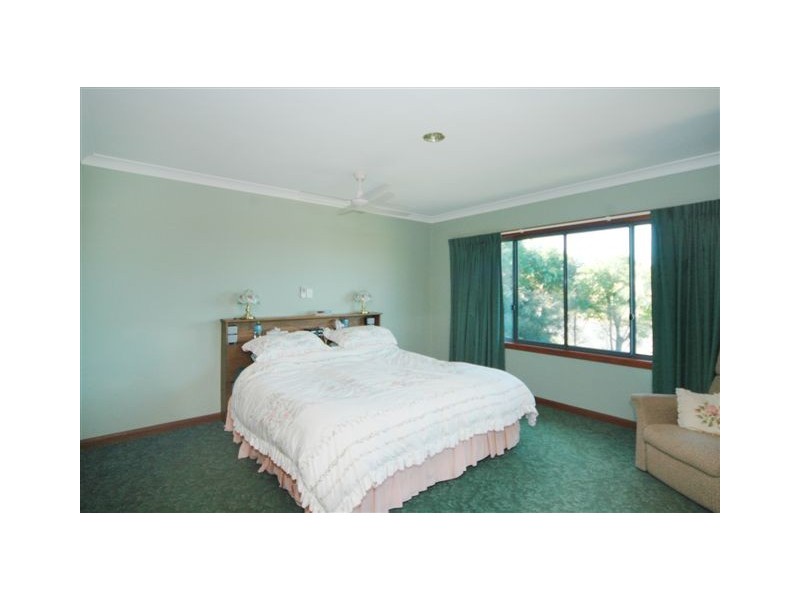 12 Champagne Drive, Tweed Heads South NSW 2486