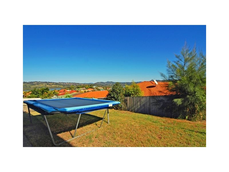 12 Champagne Drive, Tweed Heads South NSW 2486