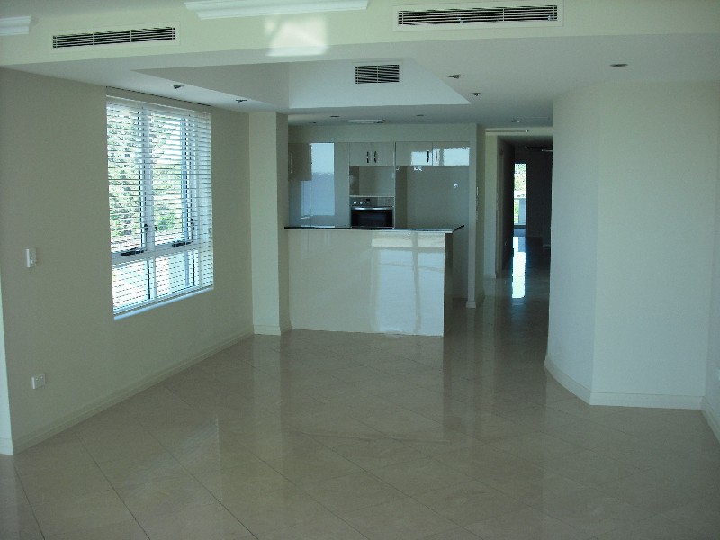 Bilinga QLD 4225