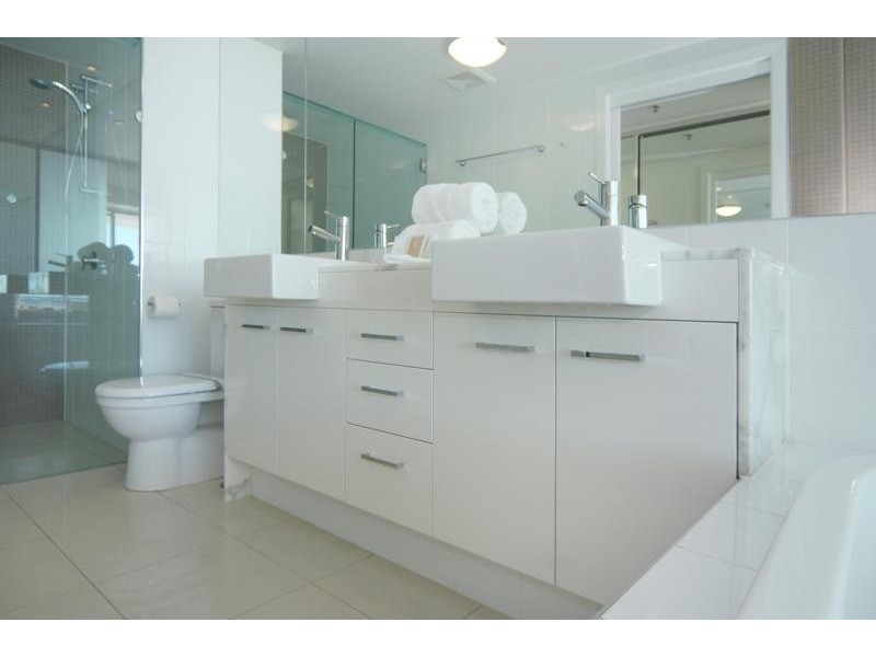 204 Reflection Tower One, Coolangatta QLD 4225